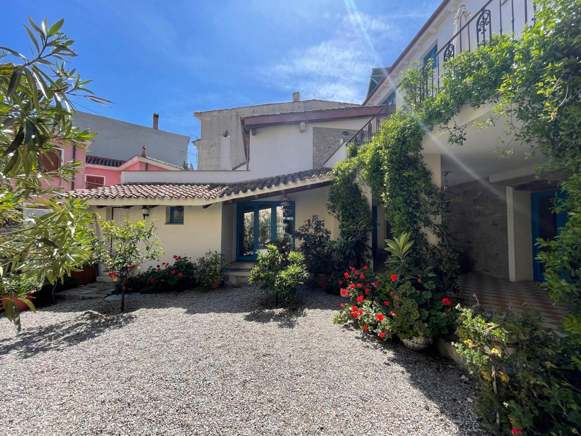 Il Carrubo & Spa Bari Sardo Exterior photo